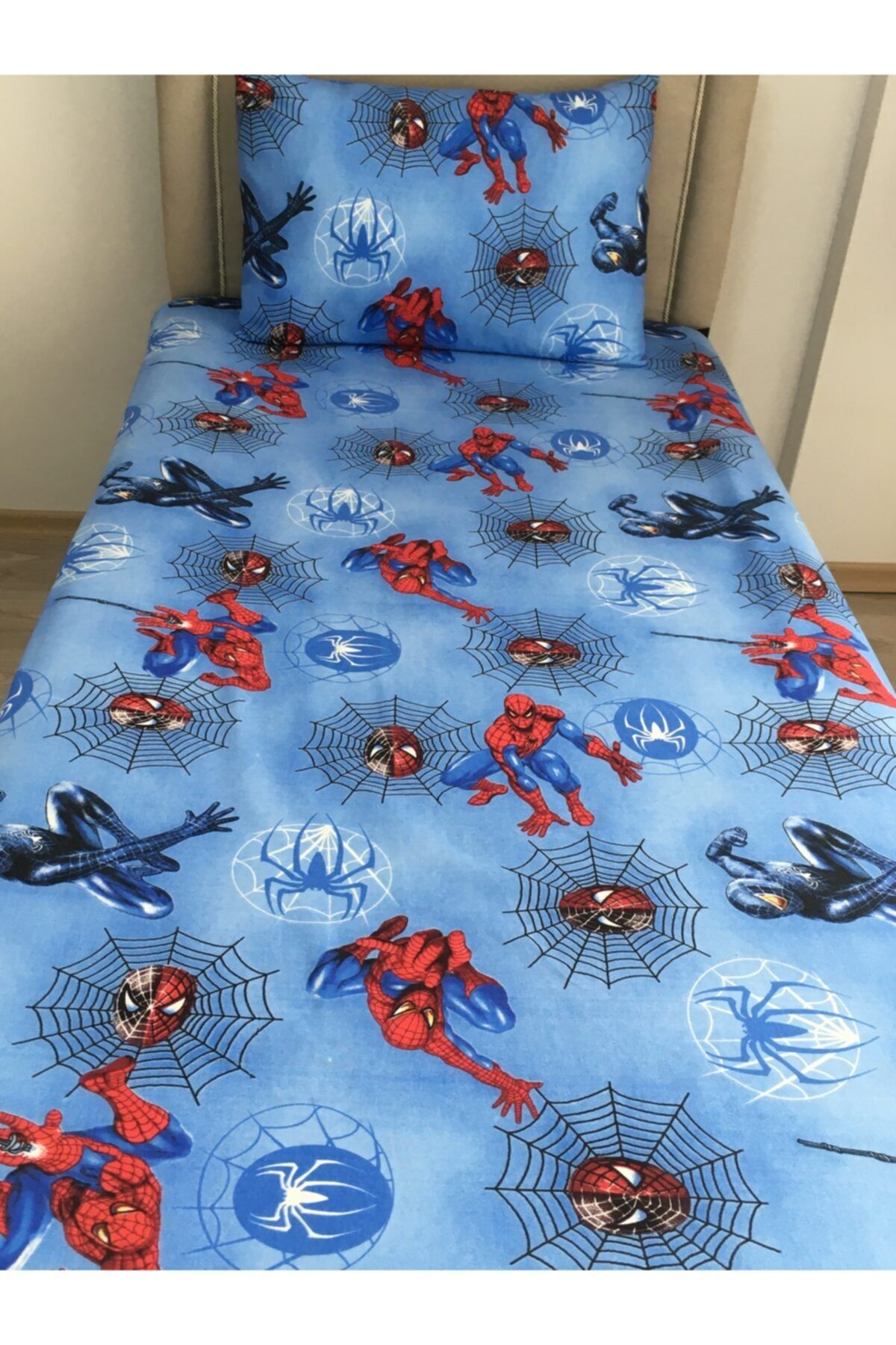 Tek%20Kişilik%20Ranforce%20Lastikli%20(kumaş)%20Çarşaf%20Takımı%20Spiderman